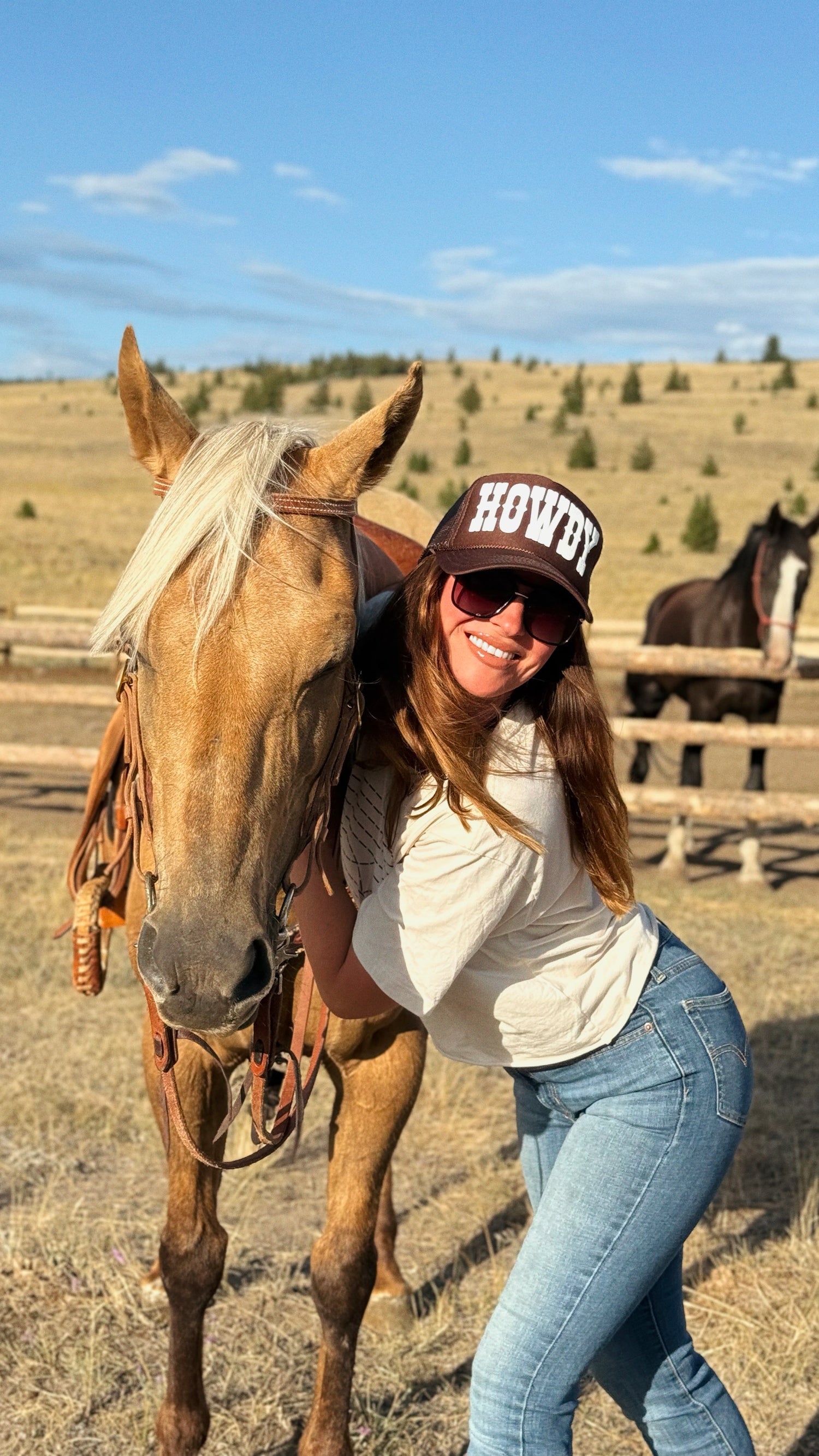HOWDY BROWN FOAM HAT