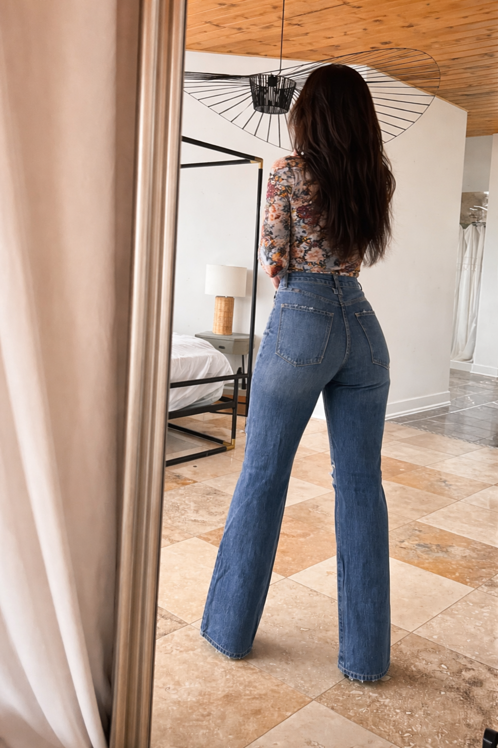 Holy Medium Wash, High Rise, 90s Flare