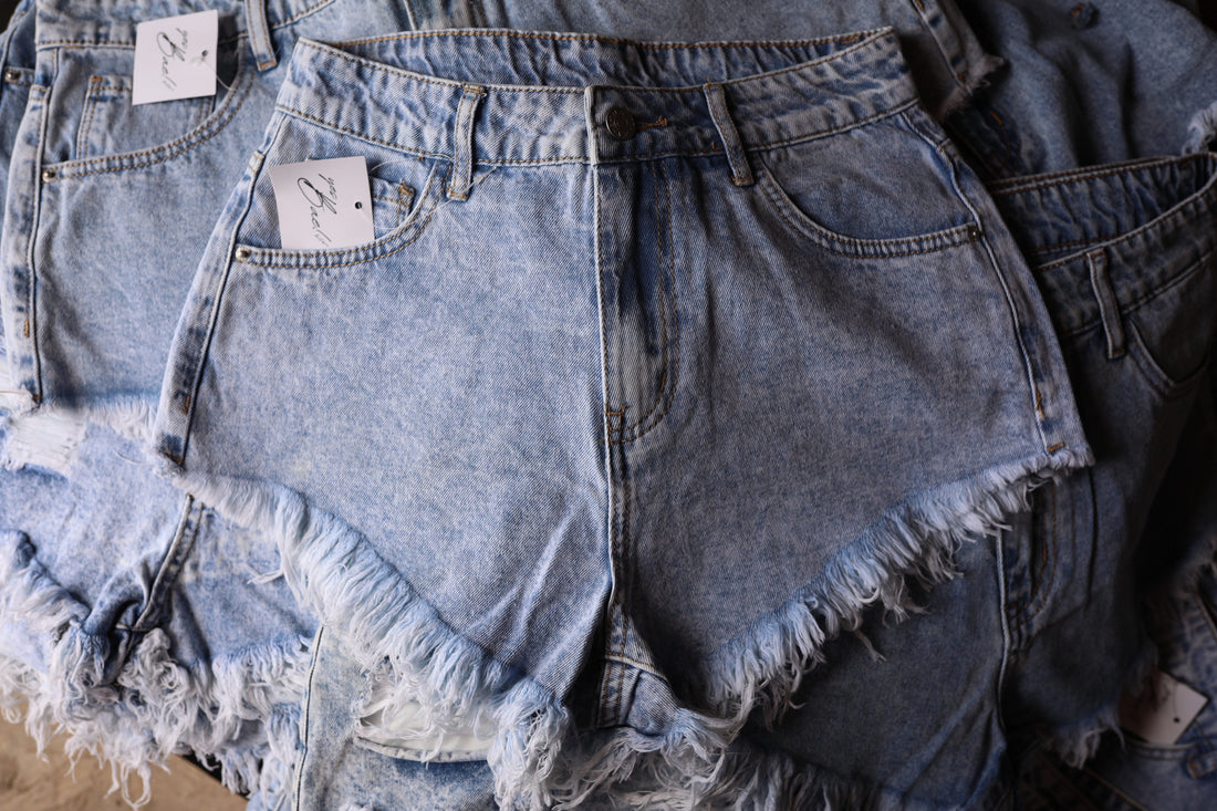 yes! 90’s Light Denim shorts