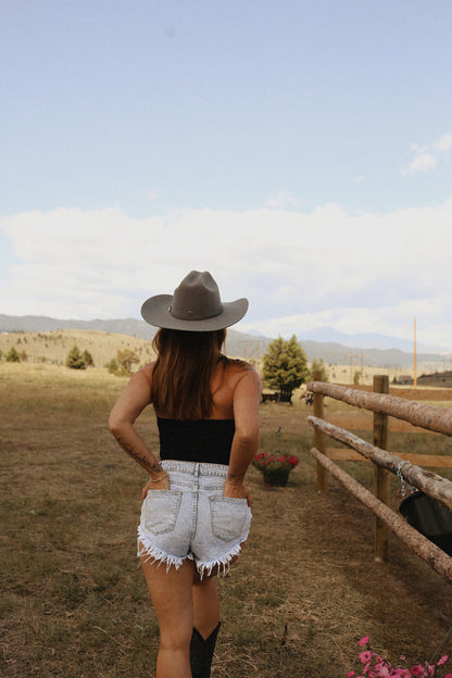yes! 90’s Light Denim shorts